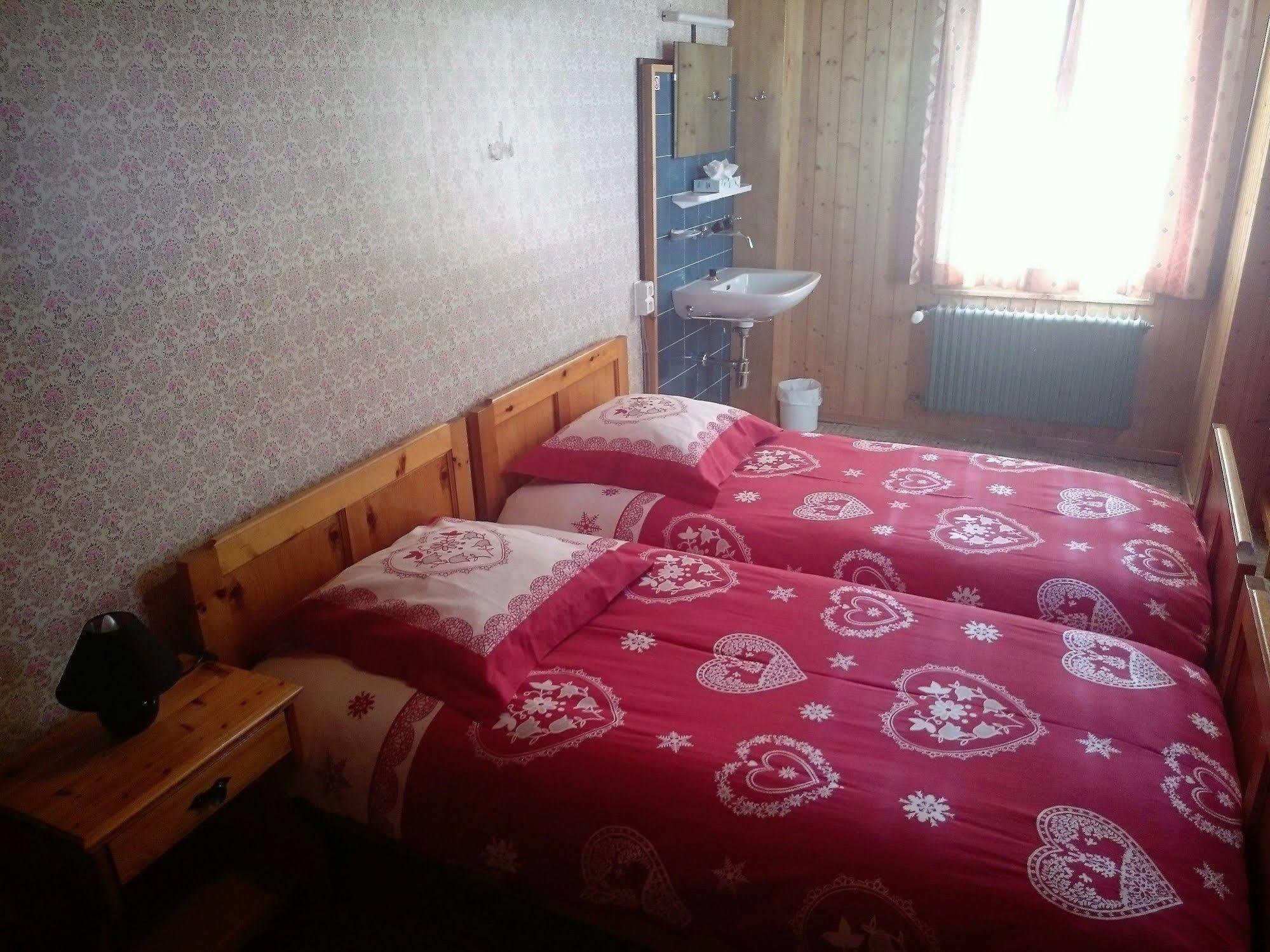 Hotel Du Lac Bleu 2*